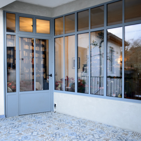 verrière et portes d'extérieur haut de gamme en acier