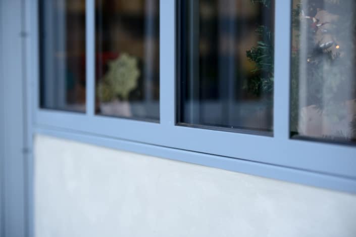verrière et portes pour maison haut de gamme en métal