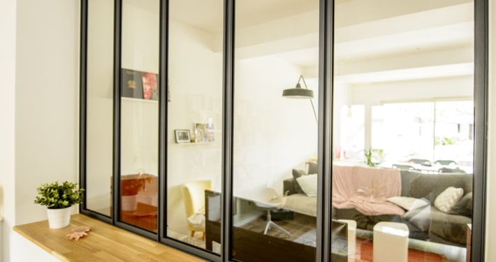 verriere interieur en metal moderne