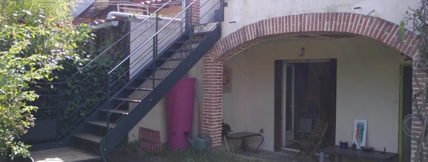 escalier quart tournant extérieur en métal